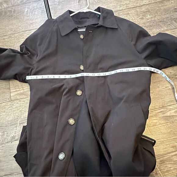 Ralph Lauren Black Trench Coat in Size 40R - Picture 9 of 15